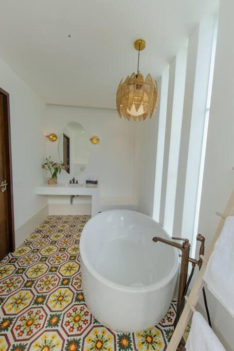 Presidential Luxury Villa Anjuna With Pvt Pool & Bathtub, Most Prime Location Luaran gambar