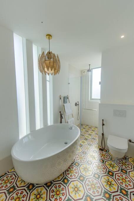 Presidential Luxury Villa Anjuna With Pvt Pool & Bathtub, Most Prime Location Luaran gambar